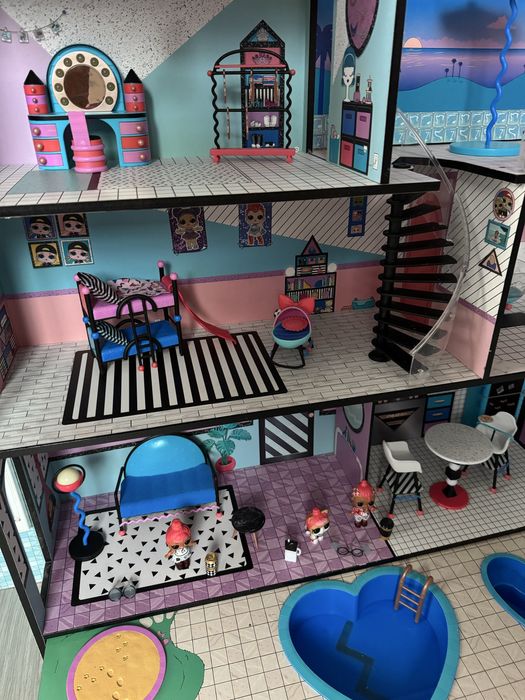 Domek LOL surprise OMG gratisy