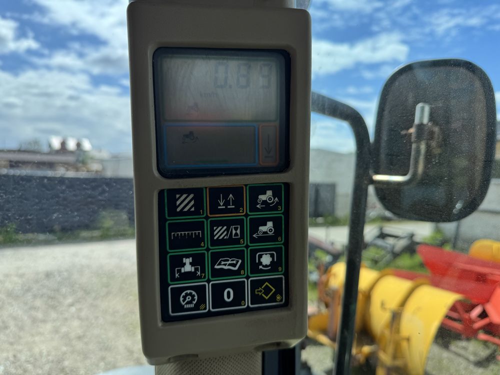 Ciągnik JOHN DEERE 7800 - Oryginalny stan, PNEUMATYKA