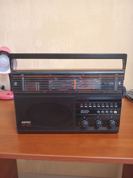 Продаю радиоприемник Верас рп-225