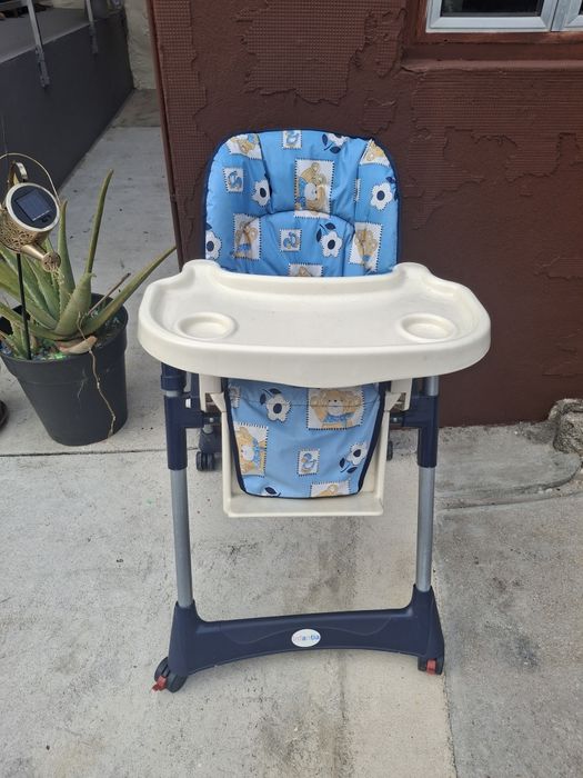 Cadeira de refeição de bebé