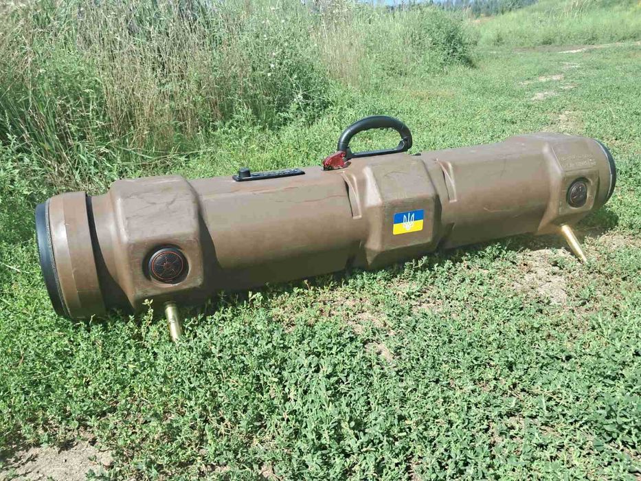 Музичний центр “Bazuka” EDGE" з тубусу від порохового заряду