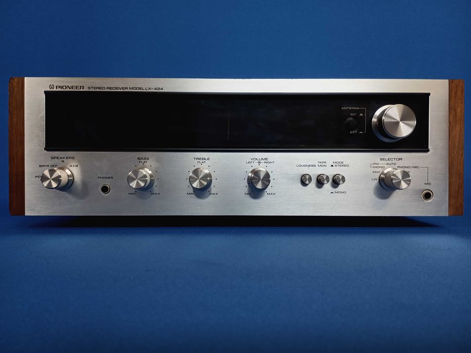 varios receivers PIONEER  SX 450  LX 424