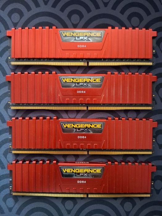 Kit de módulos (4x4GB DDR4)