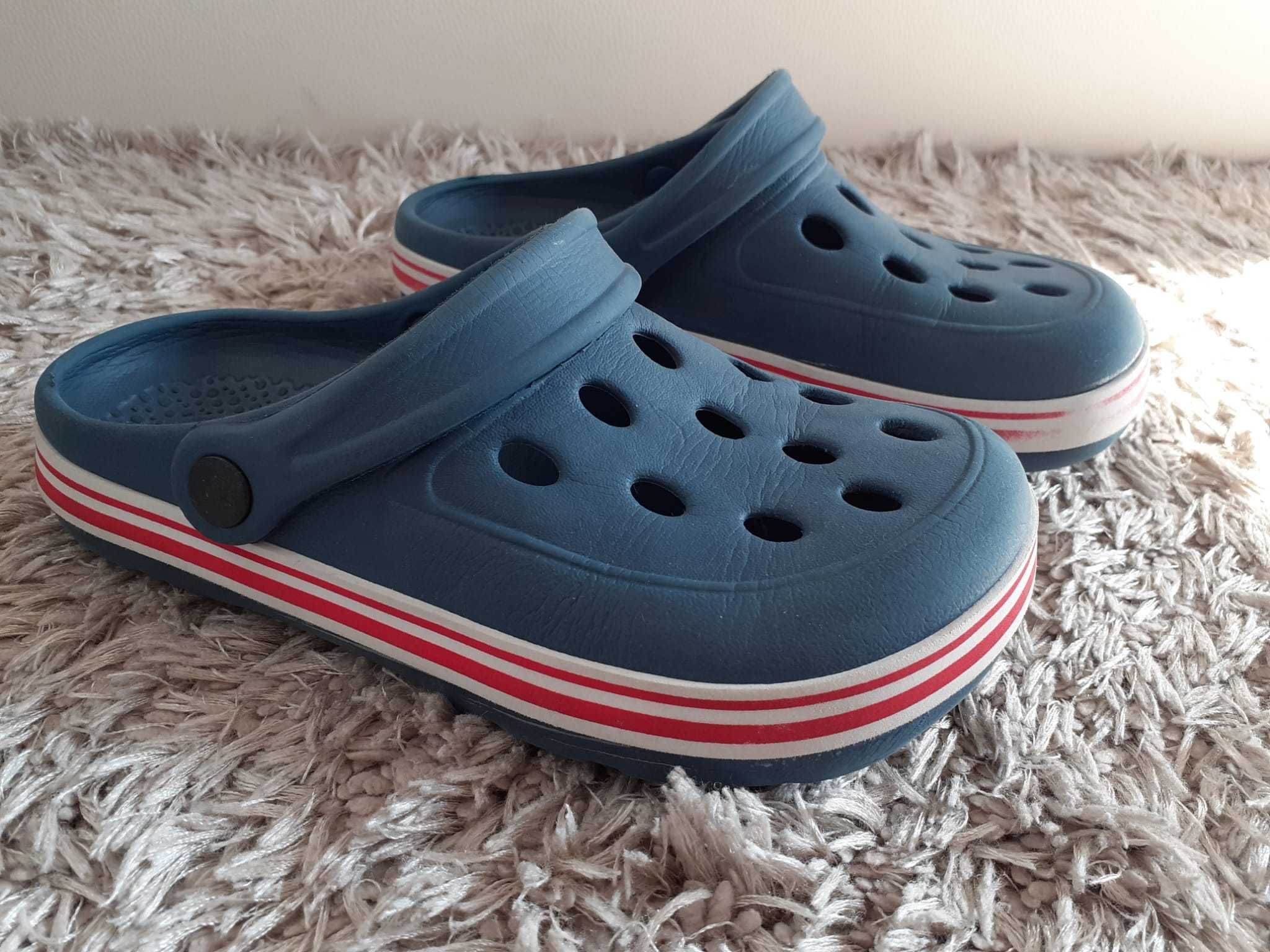 Crocsy chłopięce 32