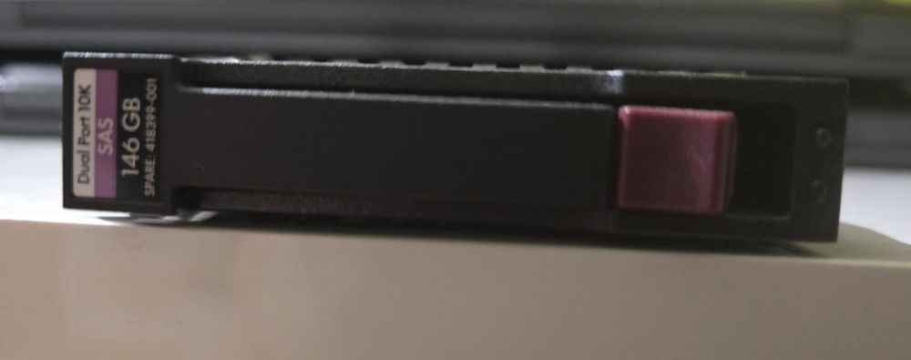 Dysk HP G5 G6 G7 146GB 10k SAS DG146ABAB + kieszeń4