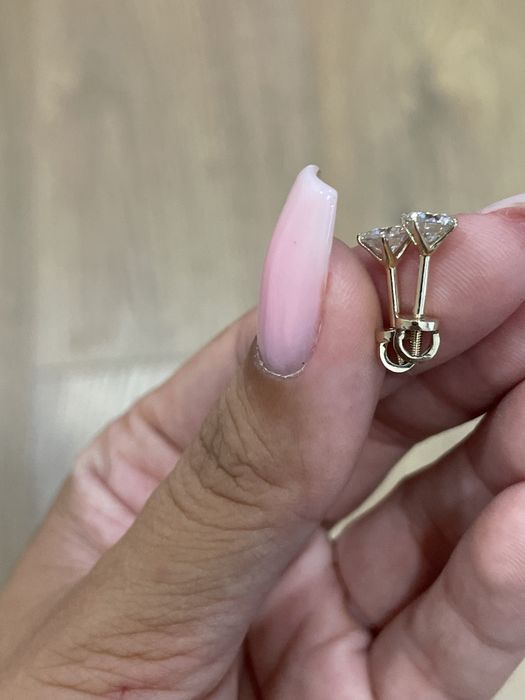 Серьги - гвоздики в золоте 585, муассанит 0.50ct GRA