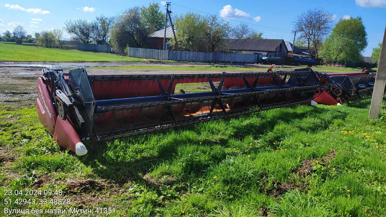 Комбайн Case IH 5140 з жаткою CASE IH 3020 TERRAFLEX (7.6м)