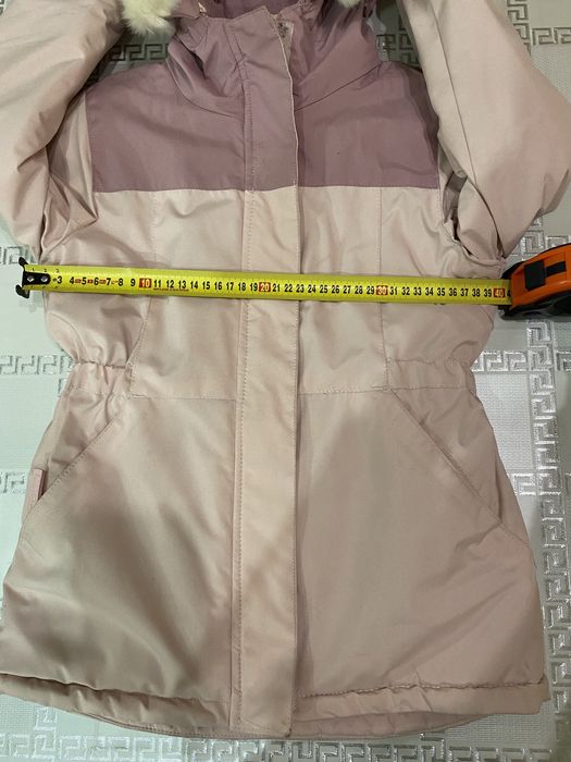 Зимова дівчача куртка