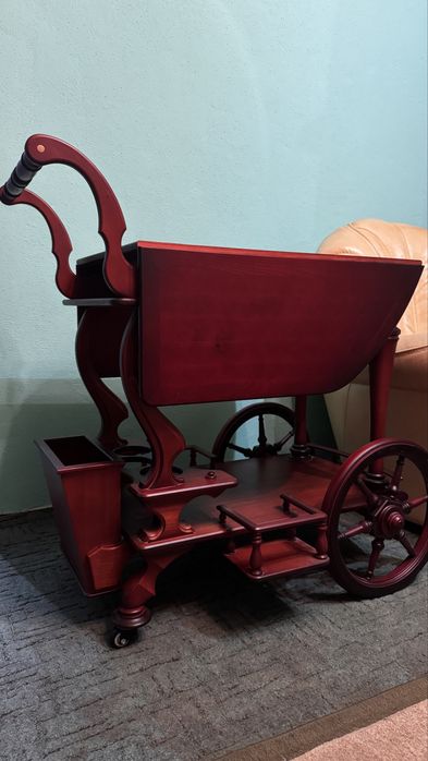 Фуршетний стіл ,стіл розкладний ,журнальний стіл з дерева