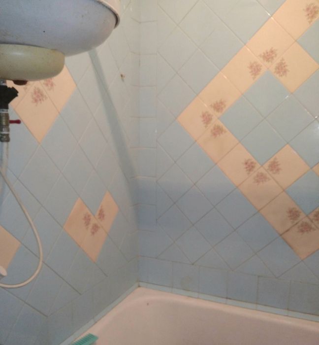 4 кімнатна.Кімнати роздільні.Сотовий проект.4 лоджіі. ГАЗ.Загальна 85м