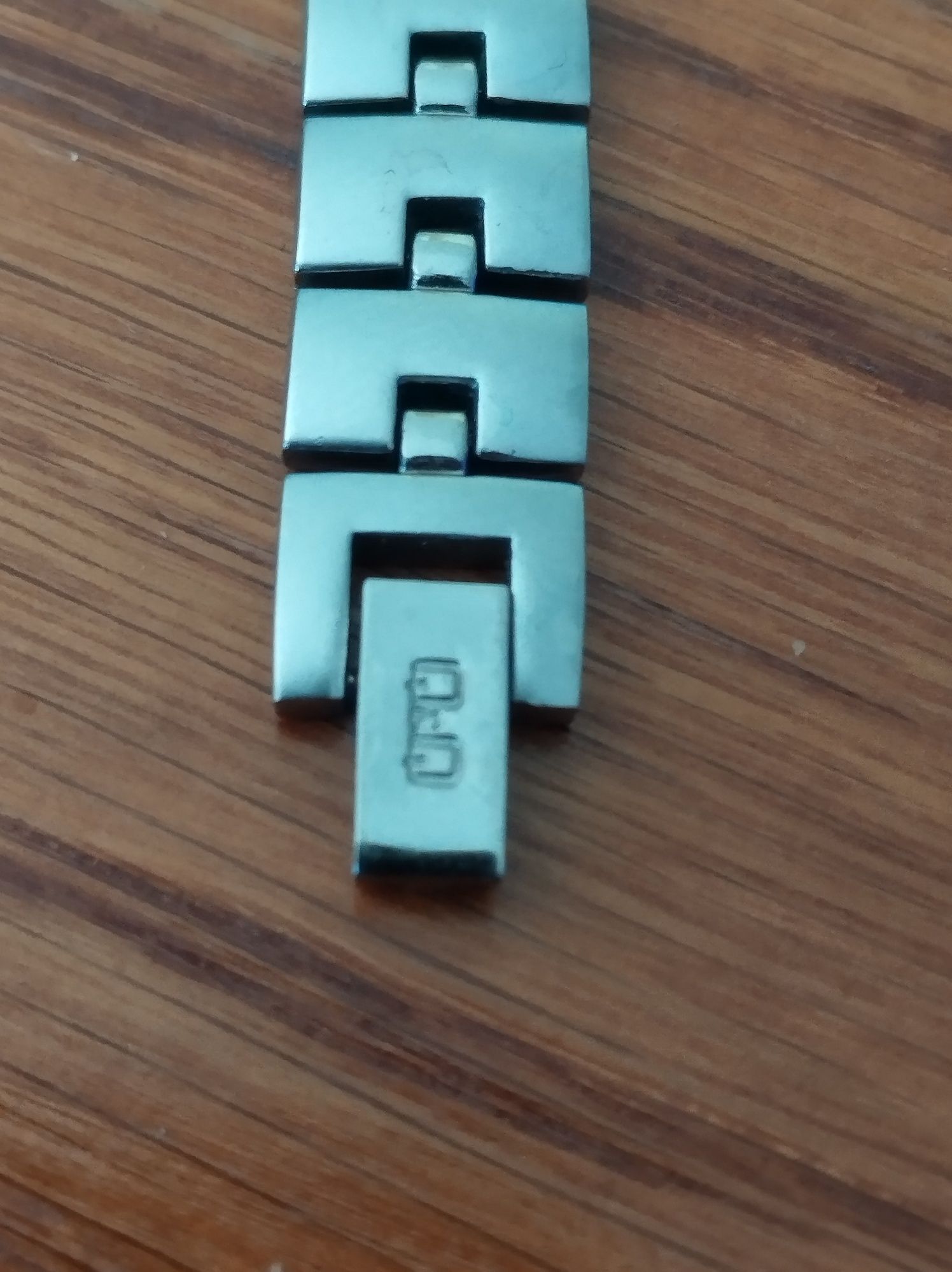 Zegarek damski Q&Q