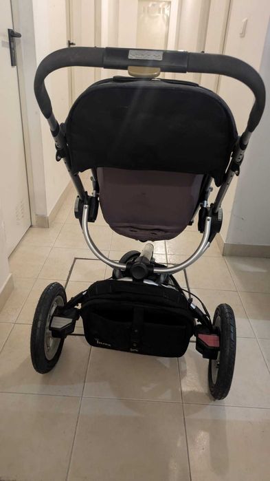 Carrinho Quinny com duas capas e ovo maxi cose
