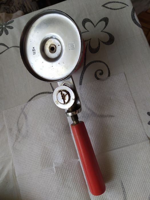 Закаточный ключ для консервации.