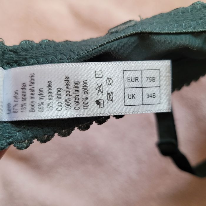 Зелений бюстгалтер 75B