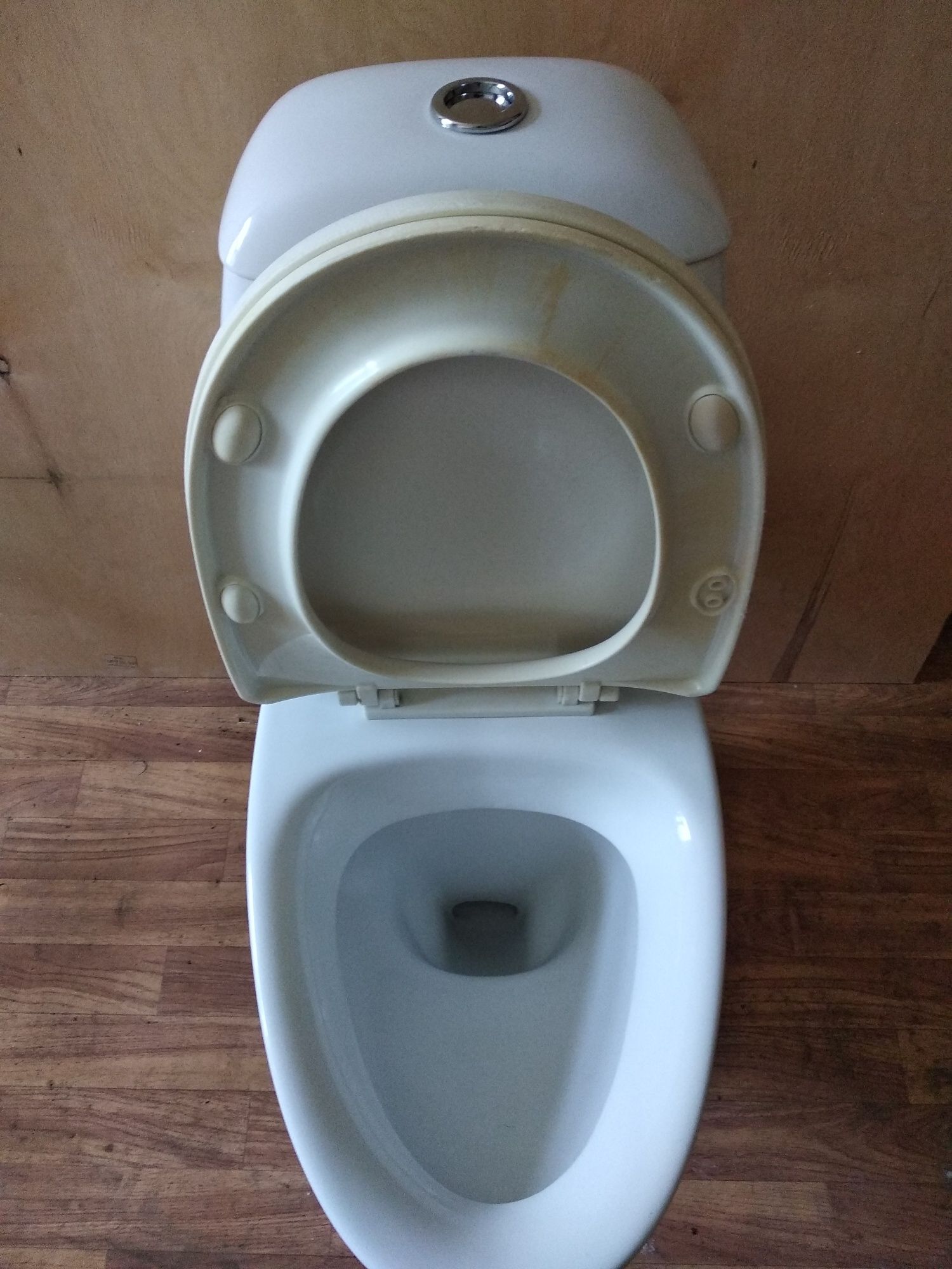 Унитаз в сборе состояние нового