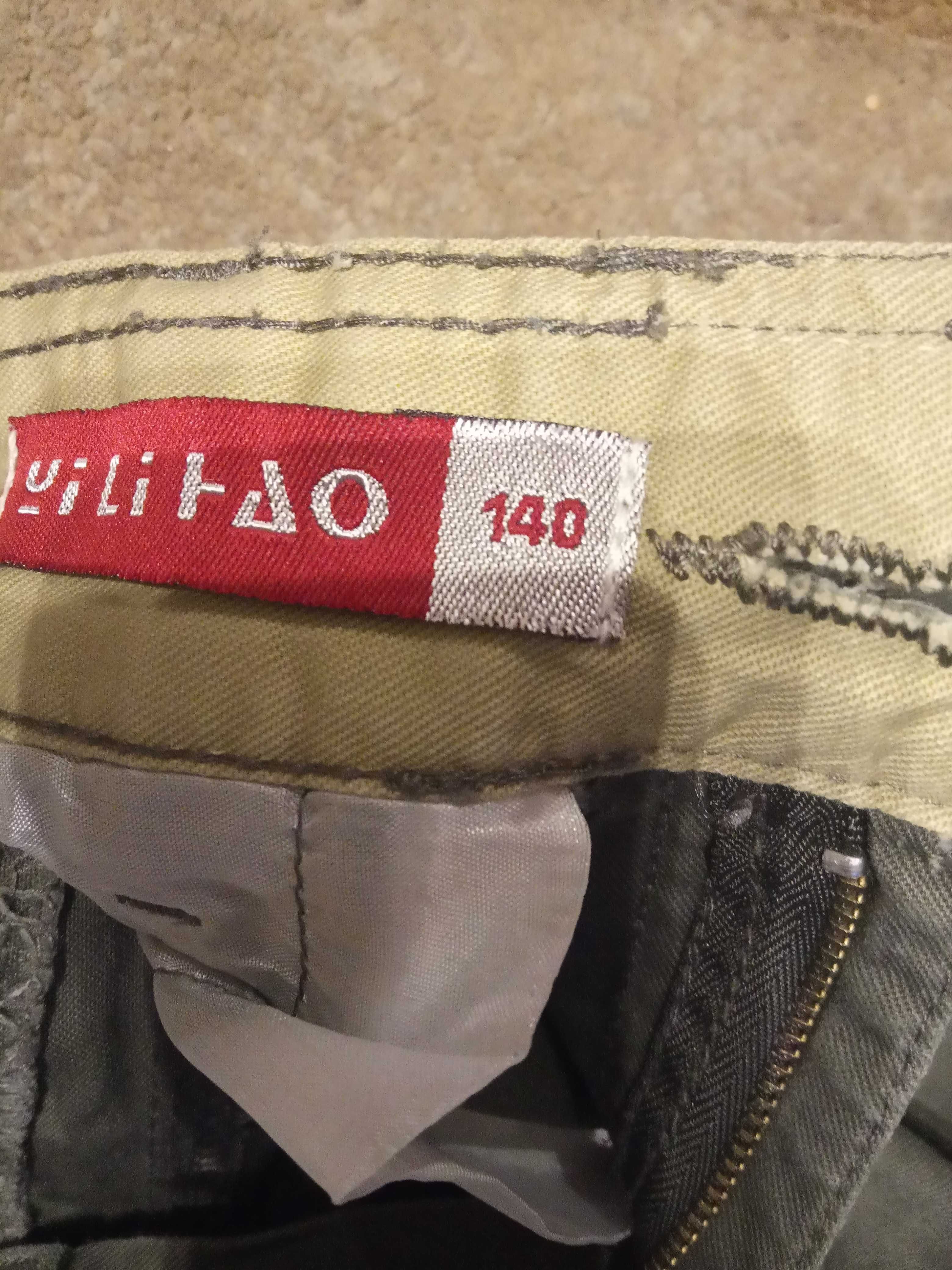 Spodnie chłopięce khaki rozmiar 140 cm
