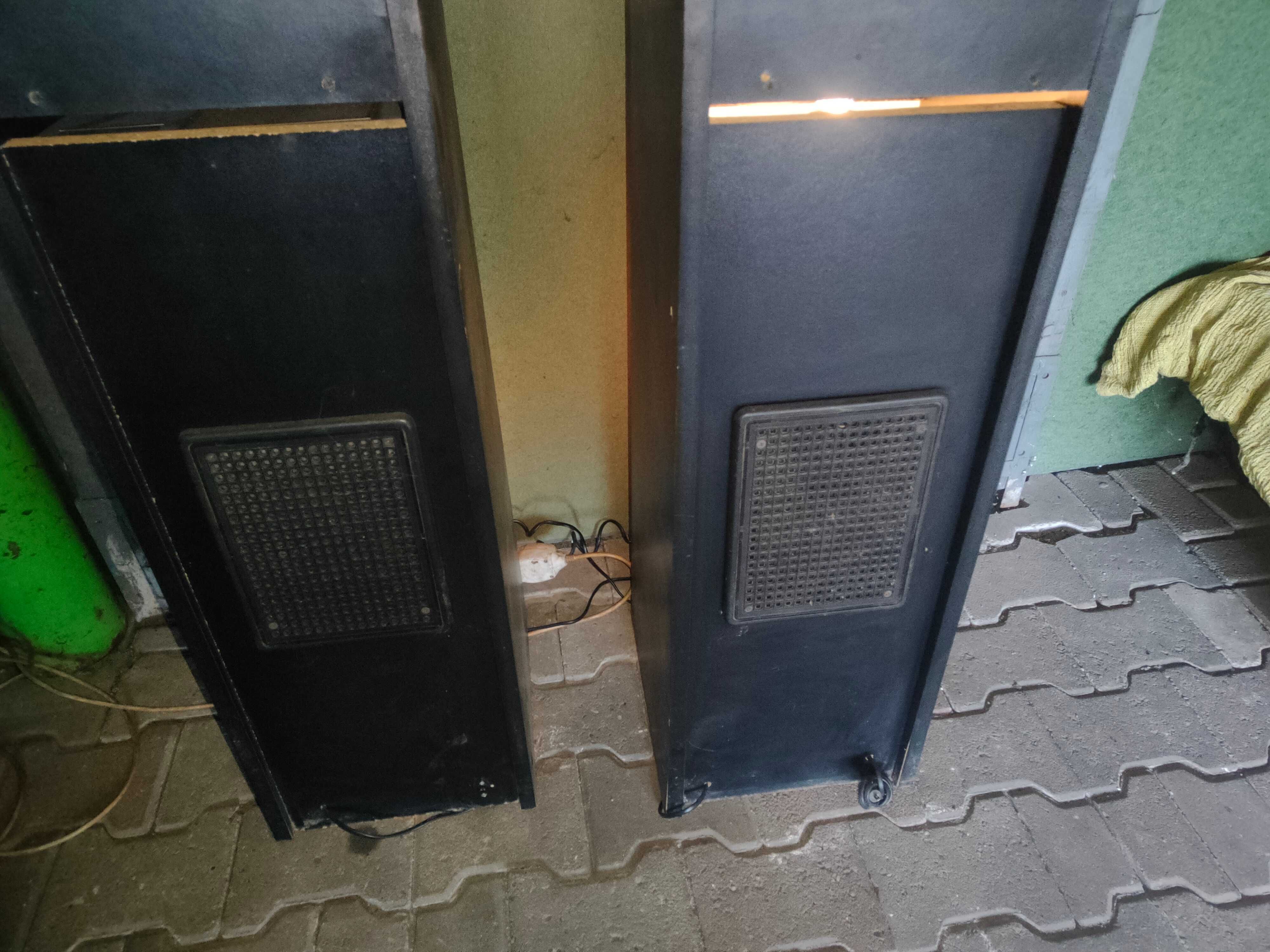 świecące kolumny razem z radiem  sprawne
