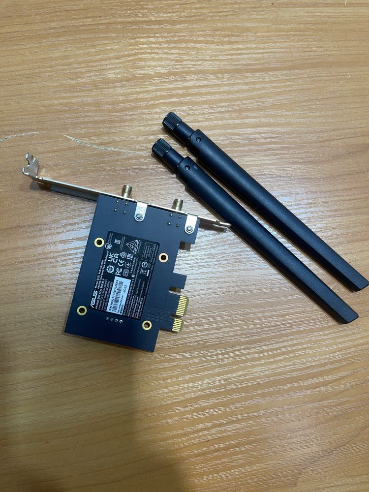 Wi-Fi/Bluetooth адаптер Asus PCE-AX3000