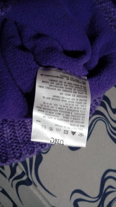 Czapka zimowa damska  z pomponem AST  Fioletowa
M ·Bardzo dobry