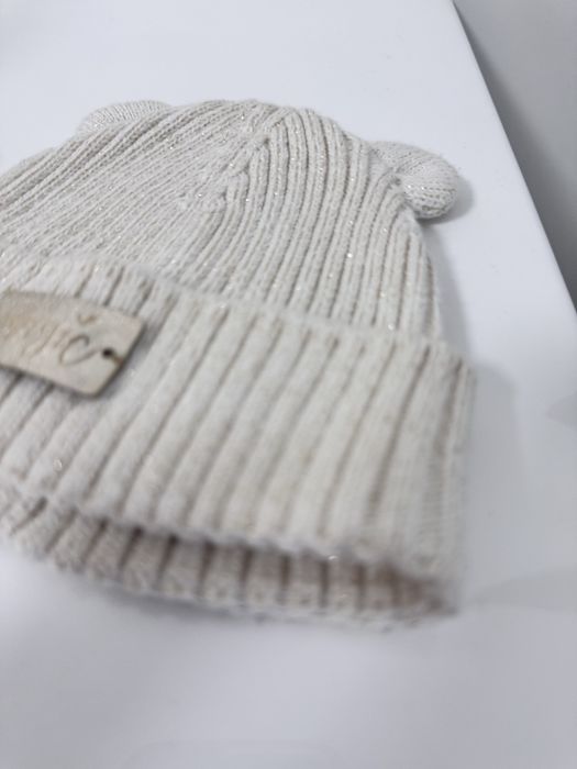 Шапка на дівчинку, в ідеальному стані!