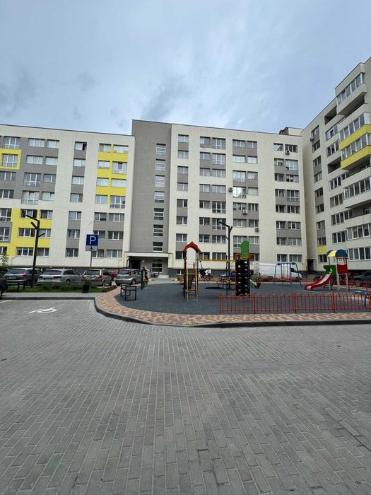 Продаж 2кім.квартири новобудова вул.Героів Крут