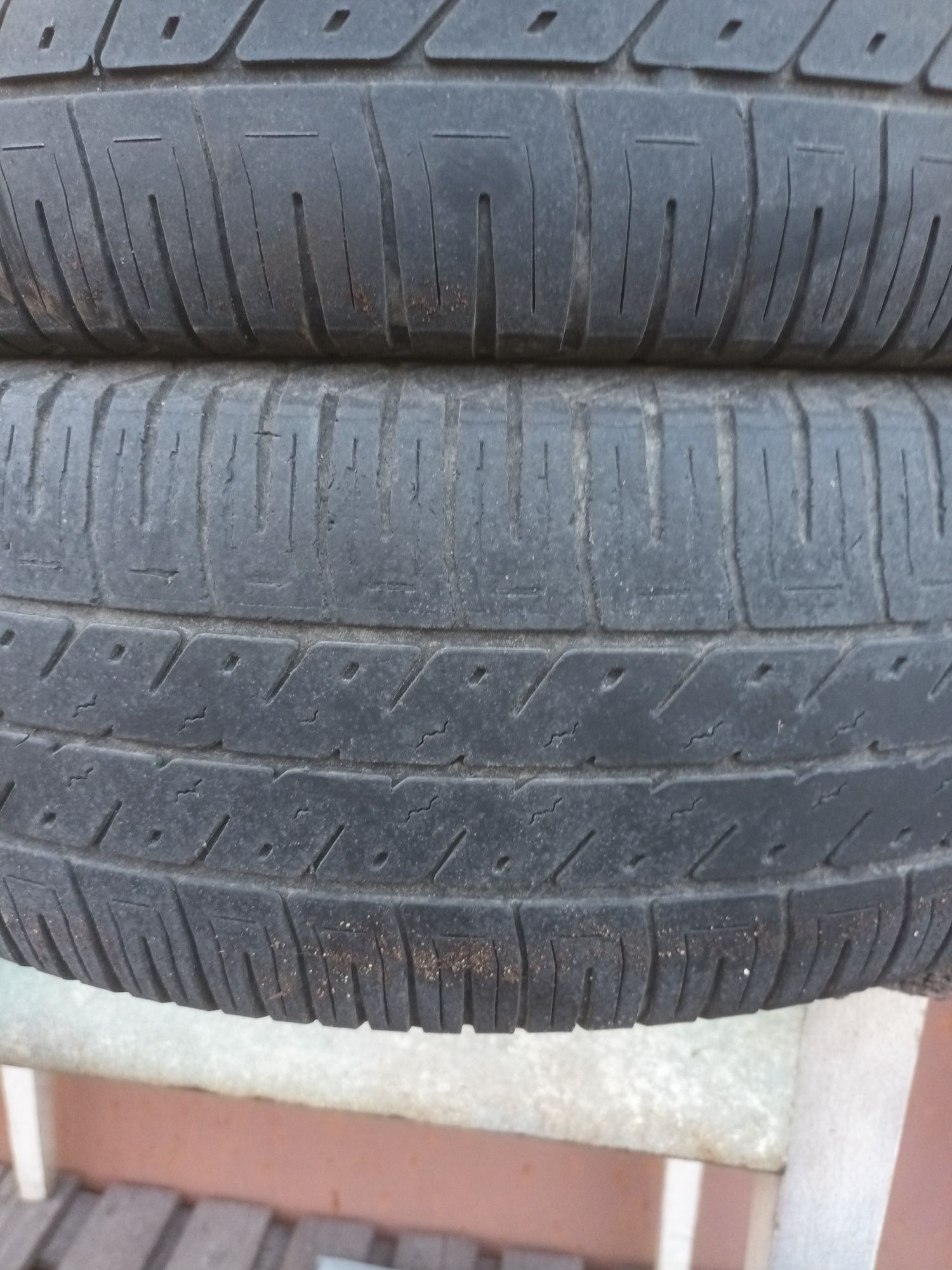 Продам резину Goodyear  GT3 185×65R15