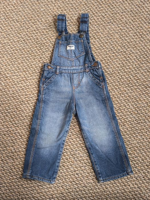 Продам джинсовий теплий комбінезон OshKosh, розмір 2T.
