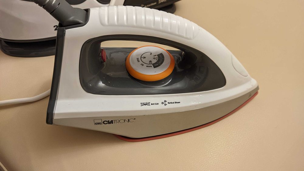 Паровая система (Утюг) Clatronic DBS 3611