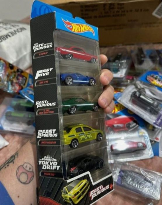 Pack 5 miniaturas hot wheels fast & furious