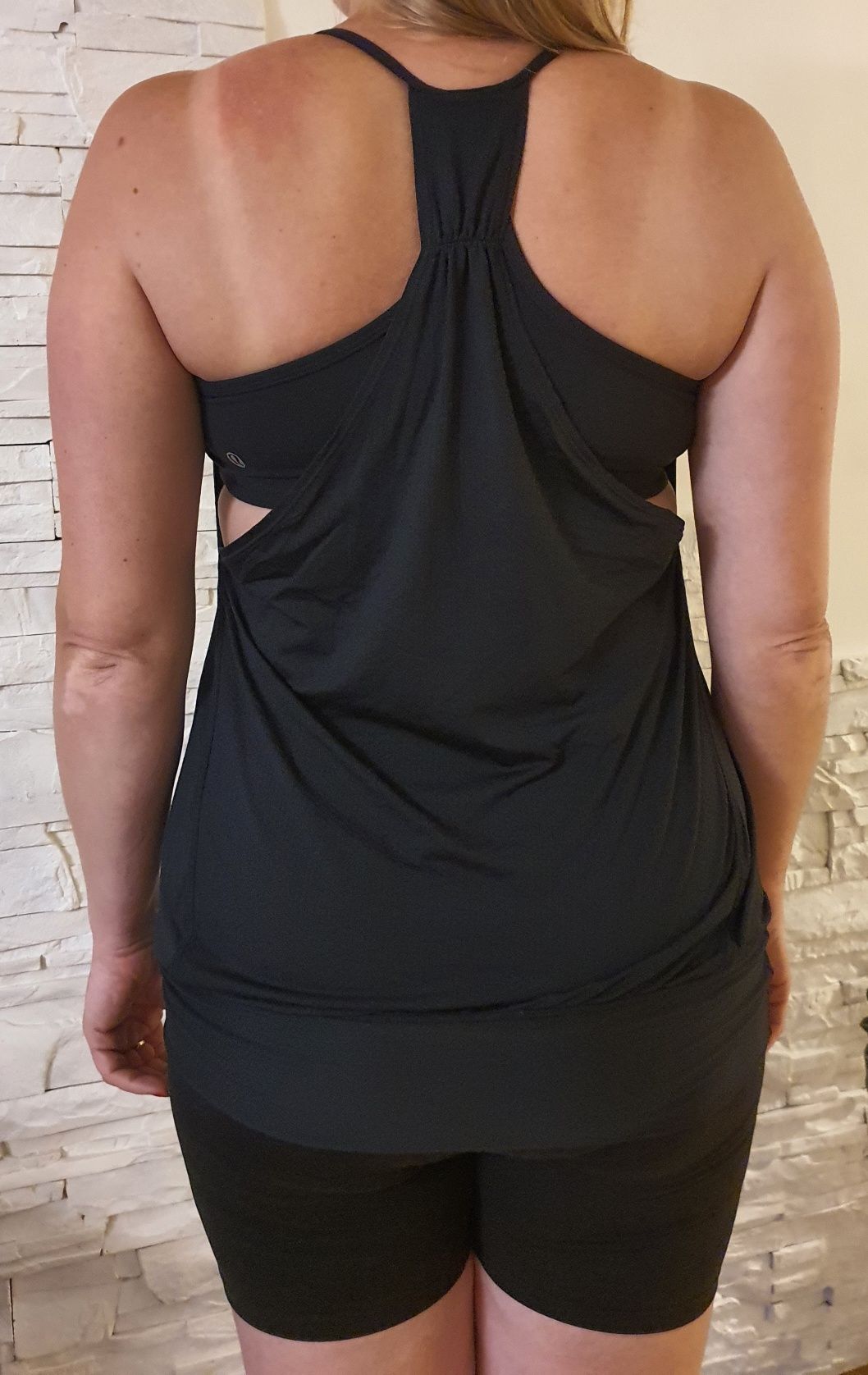 Lululemon No Limits top z stanikiem roz 10 L