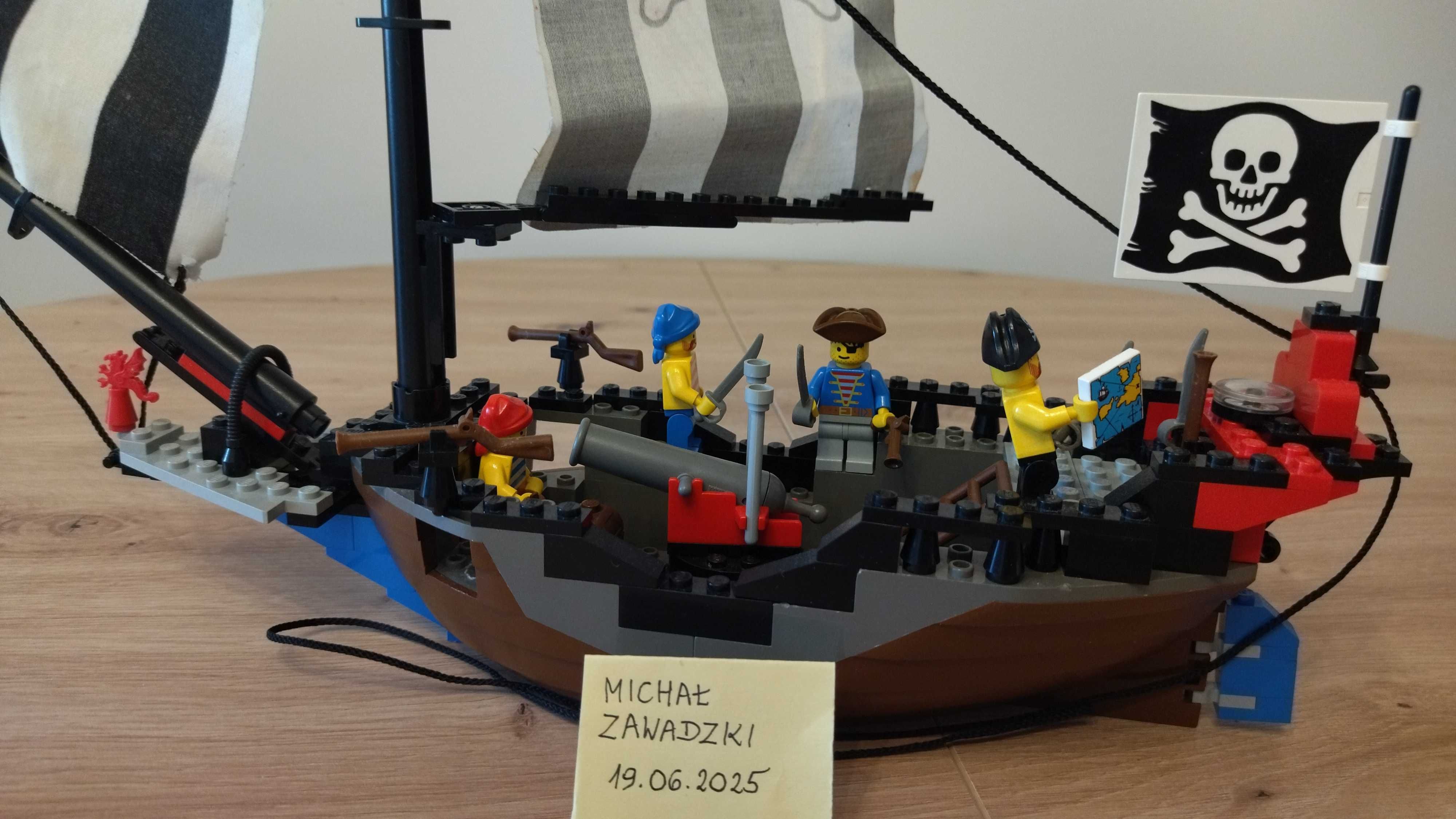Okręt piracki LEGO SYSTEM 6268 Renegade Runner