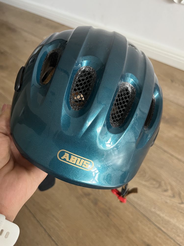 Kask dla dziecka abus