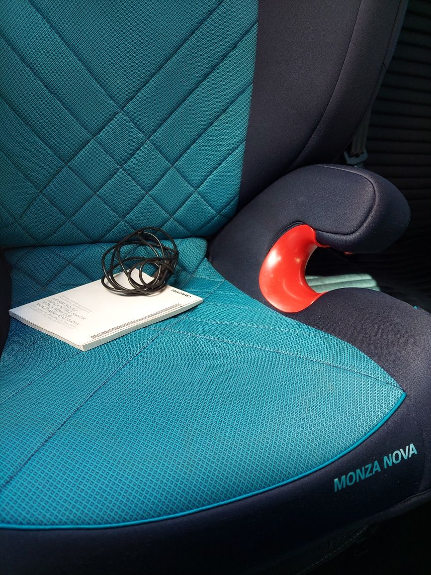 Автокрісло Recaro Monza Nova Seatfix isofix 15-36 кг 4-12 років