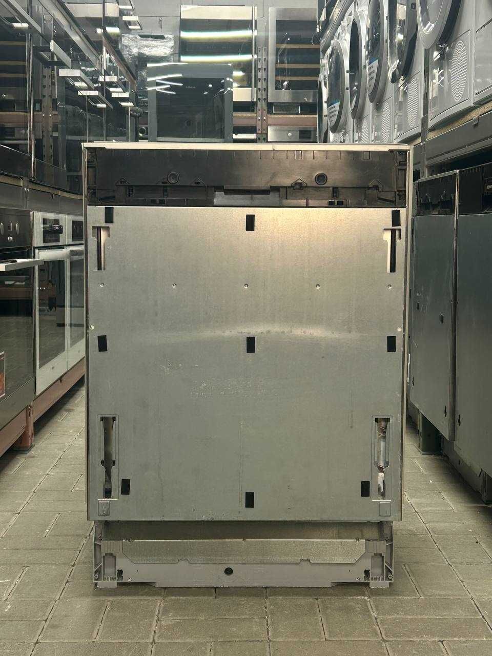 Посудомийка Siemens SX76T030EU / посудомийна машина під повну забудову