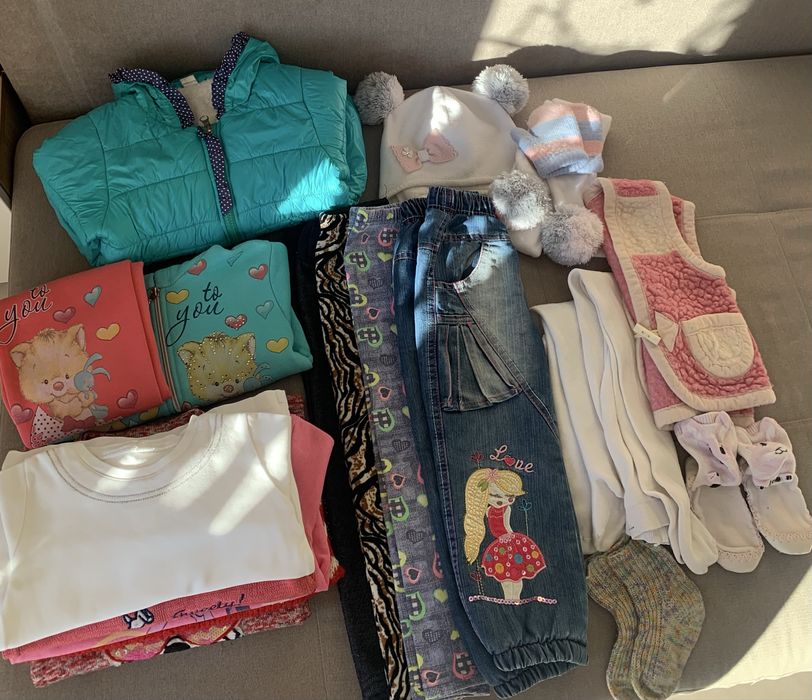 Пакет речей для дівчинки