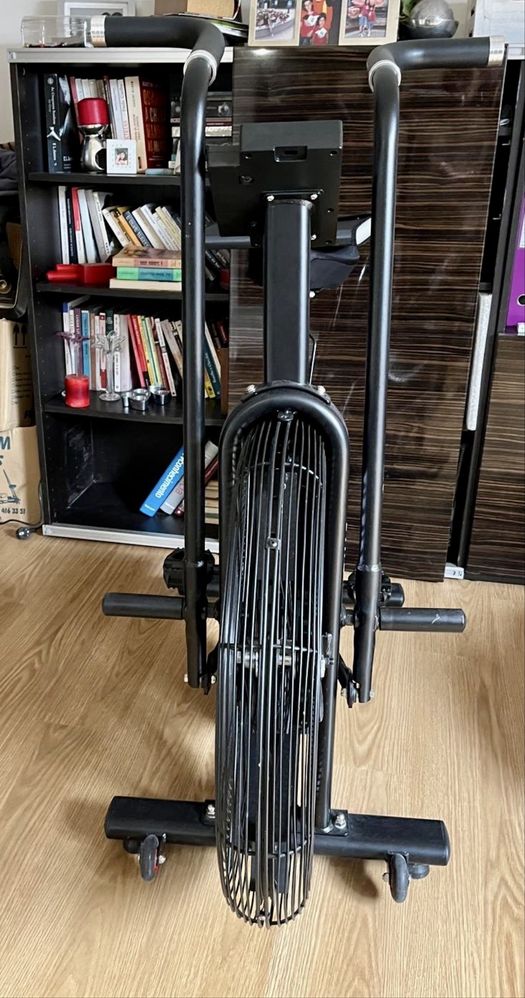 Assault bike / bicicleta assalto