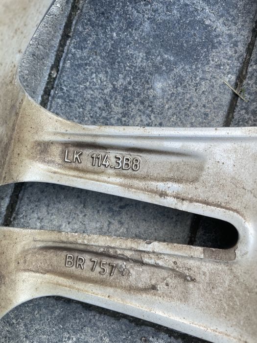 Продам титани R17
