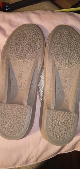 Àrcopedico dá-te asas! - Chinelos arcopédico-10E-Cinto antigo2EDesde2E