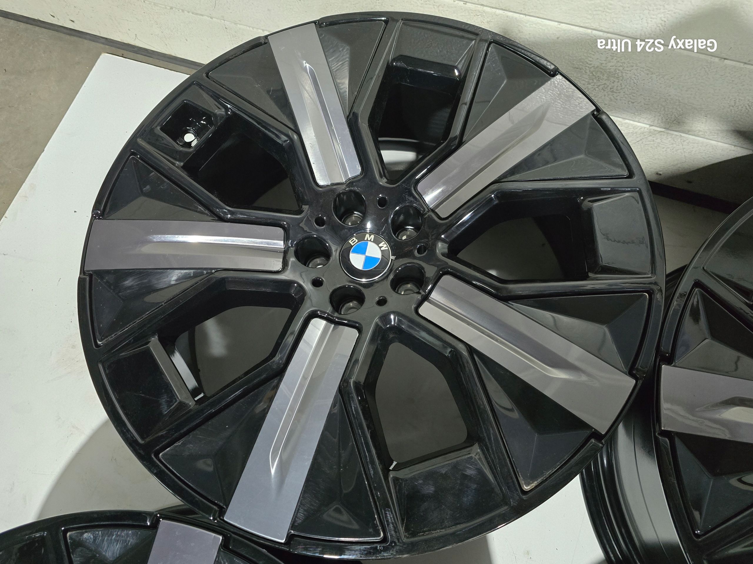 BMW ix i20 X7 X5 G05 X6 G06 5x112 ET36 21''