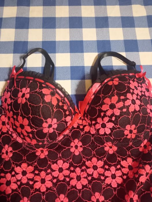 Śliczna nocna piżamka