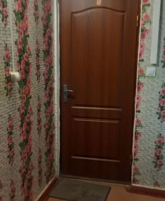 Продаж просторої кімнати в гуртожитку