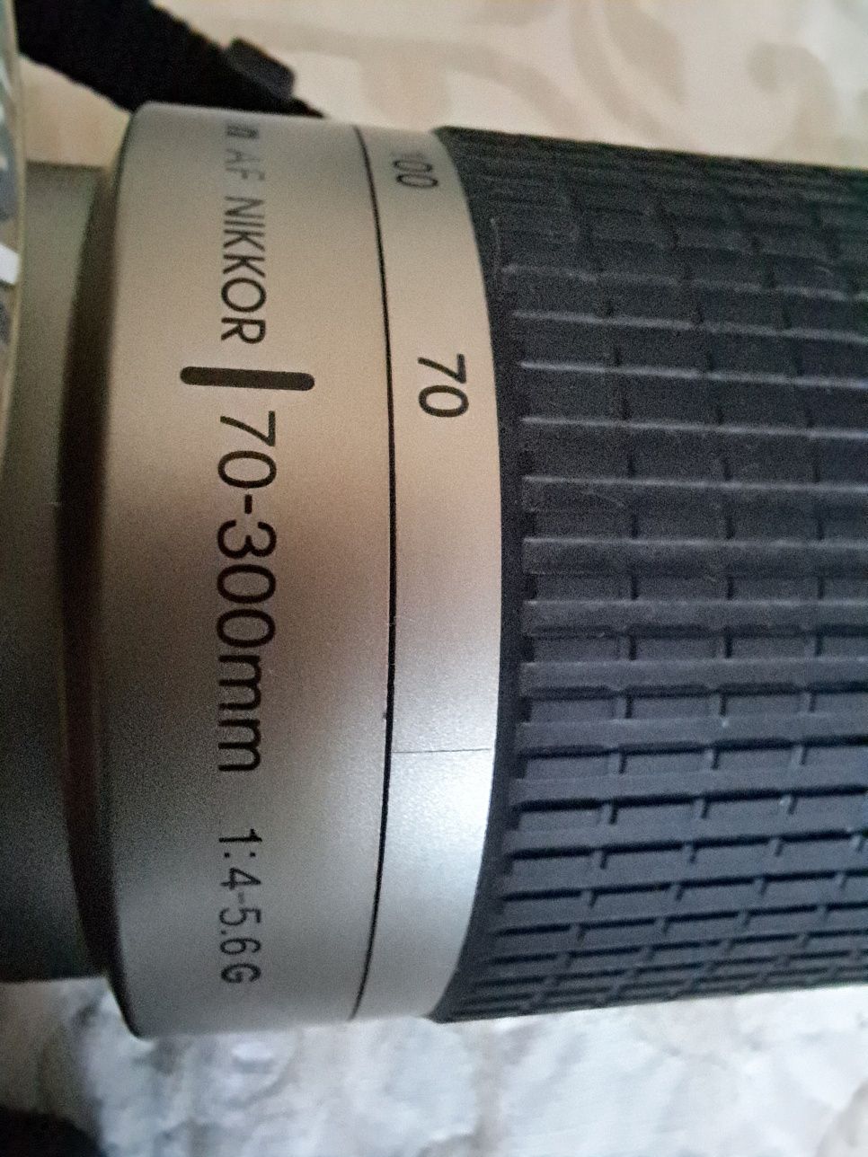 Nikon F 60 + Nikkor AF 1:4-5,6G + SUNPAK Power Zoom 4000 AF