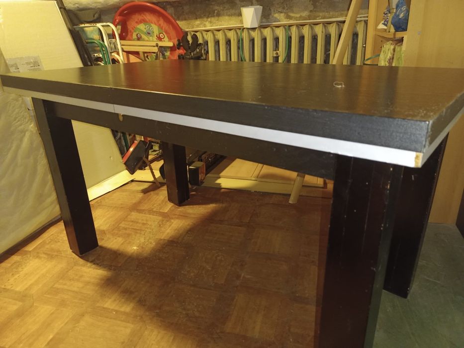 Stół drewniany rozkładany