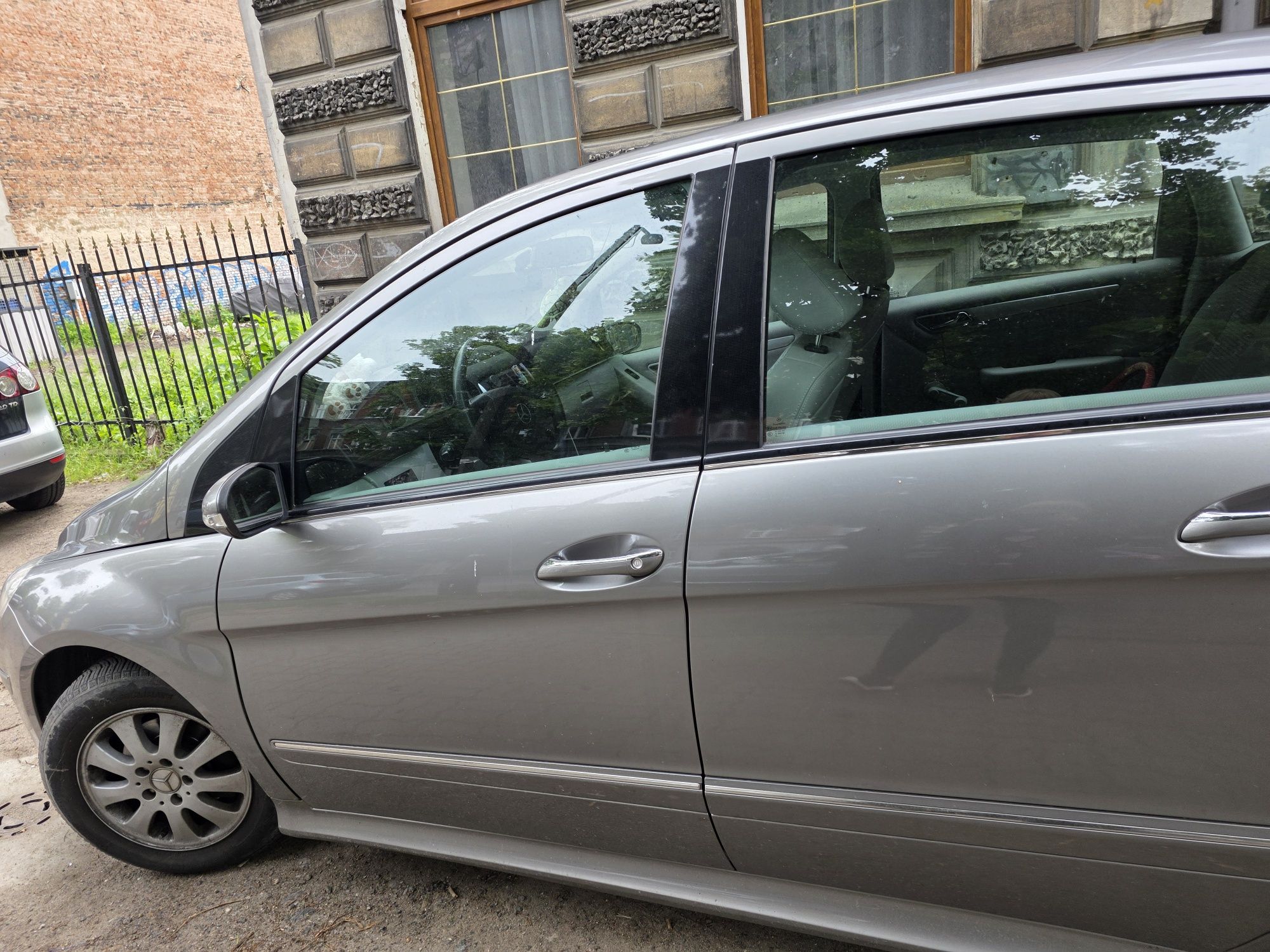 Samochod  Mercedesa  B