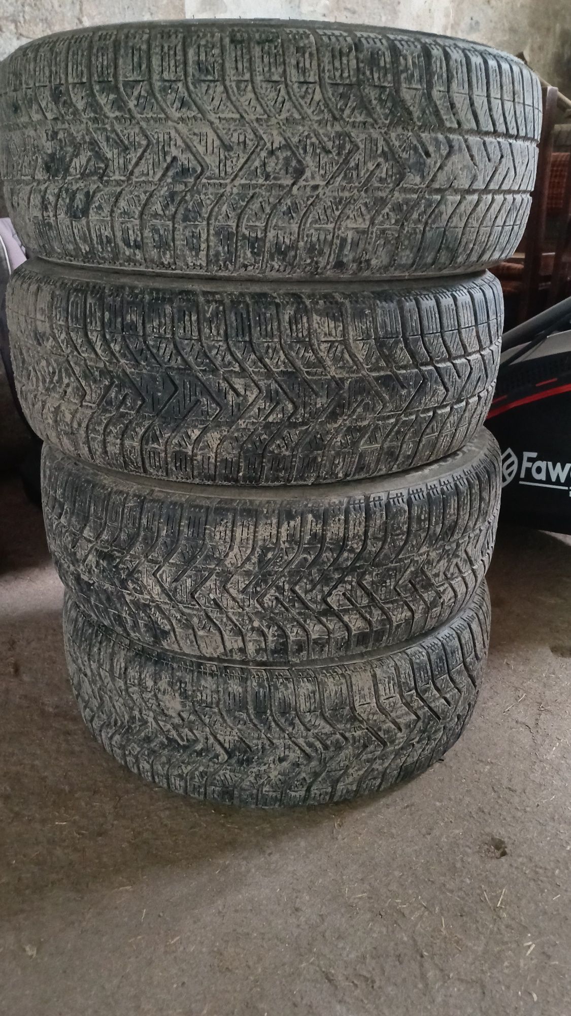 Opony Firelli 205/55 R16