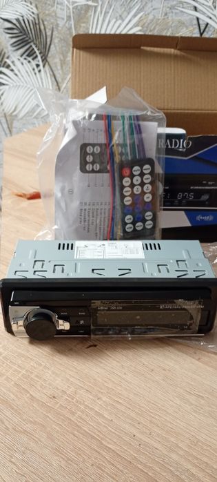 Продам автомагнитолу