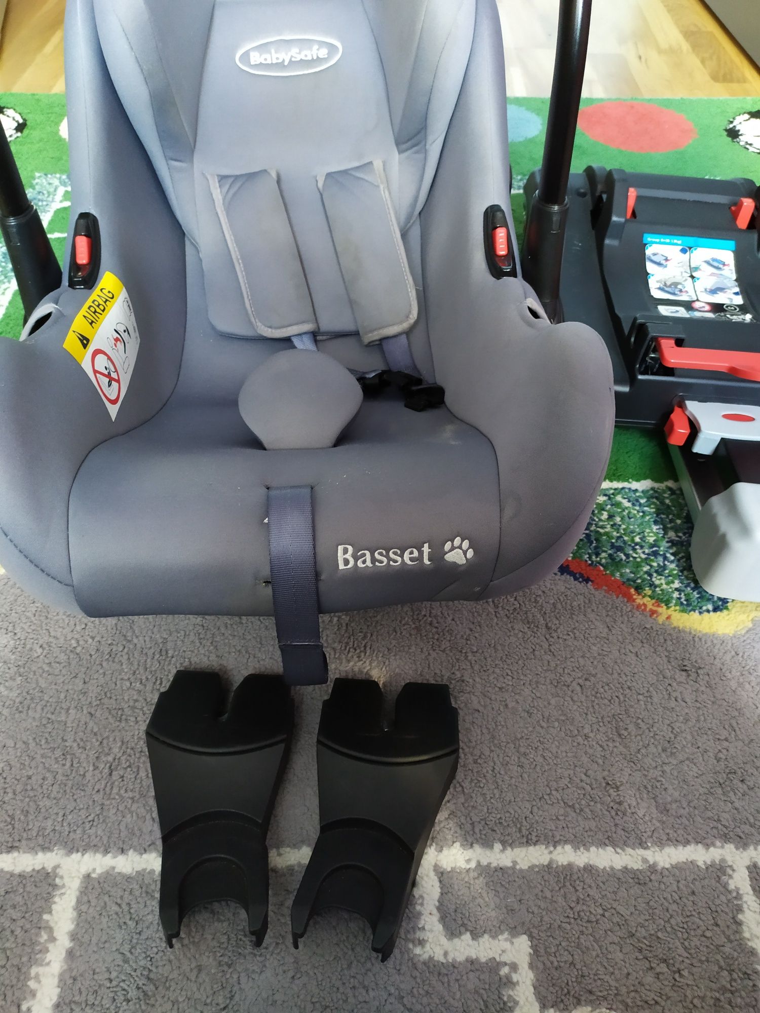 Fotelik nosidełko BabySafe Basset, adaptery