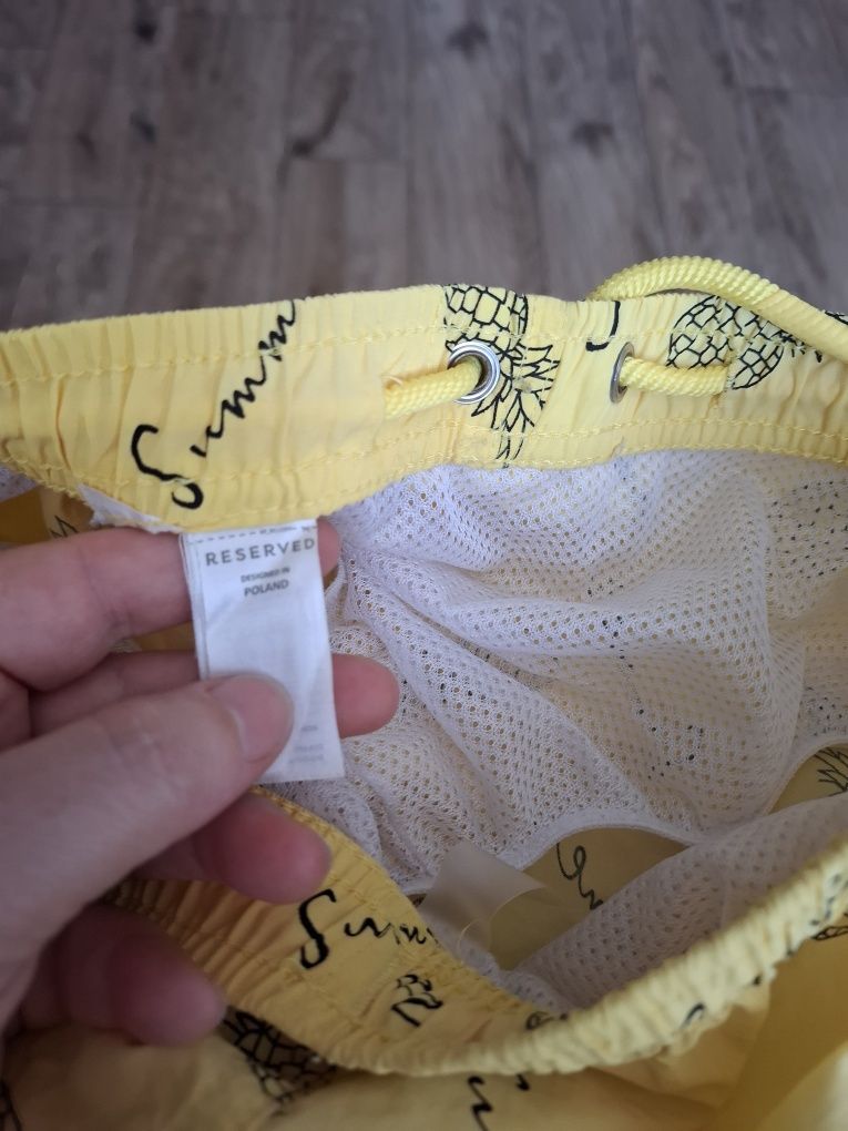 Spodenki kąpielowe Reserved rozmiar 134