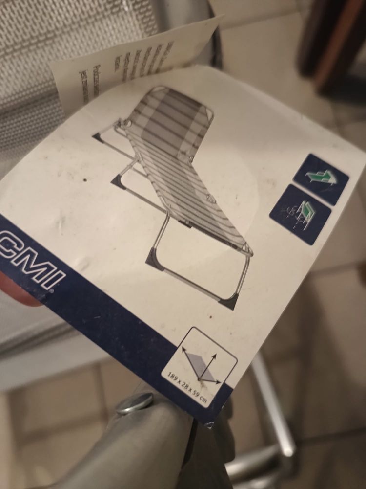 Leżak plażowy / łóżko polowe