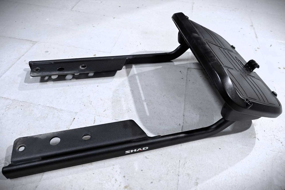 Suporte / Fixação de Topcase marca SHAD para Kawasaki Z650